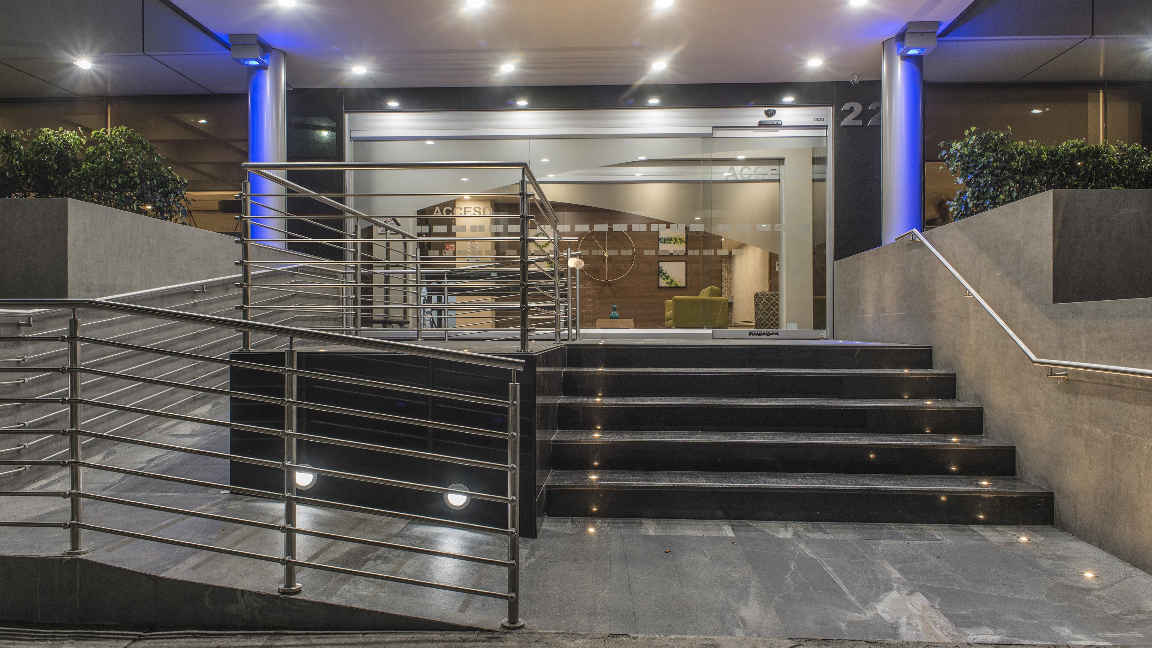 Holiday Inn Express Mexico- Toreo By Ihg Екстериор снимка