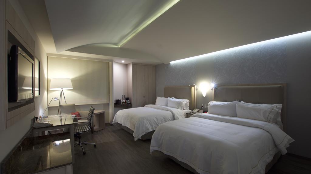 Holiday Inn Express Mexico- Toreo By Ihg Екстериор снимка