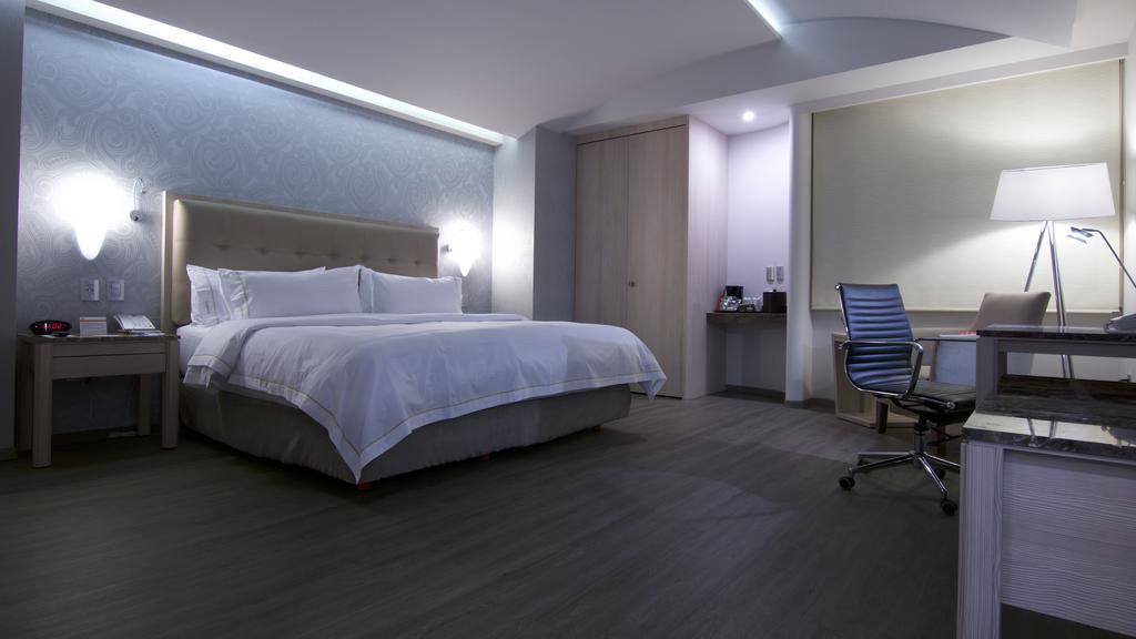 Holiday Inn Express Mexico- Toreo By Ihg Екстериор снимка