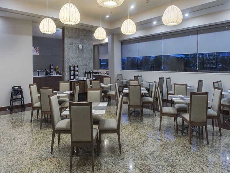 Holiday Inn Express Mexico- Toreo By Ihg Екстериор снимка