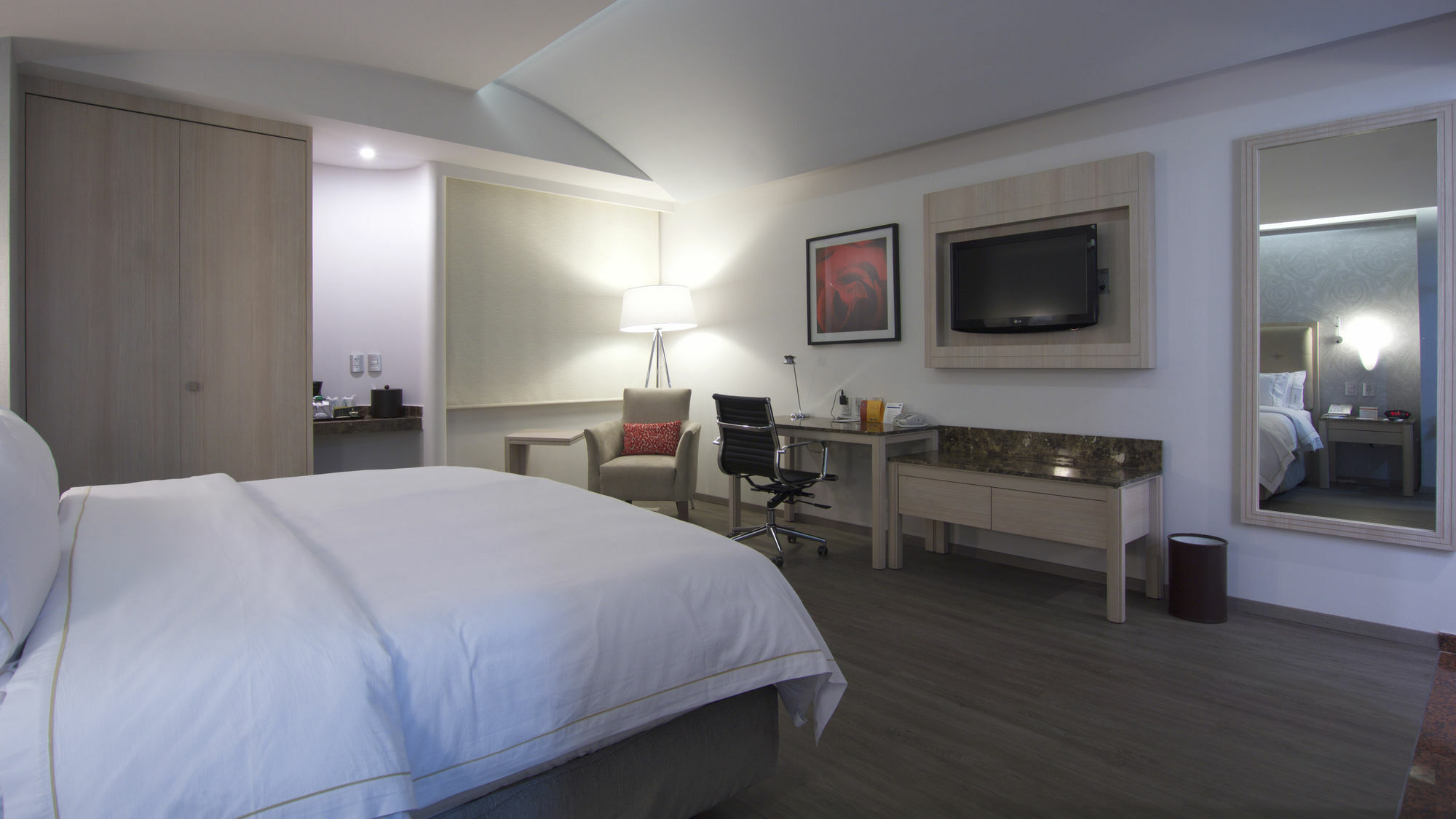 Holiday Inn Express Mexico- Toreo By Ihg Екстериор снимка