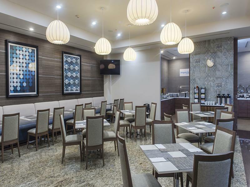 Holiday Inn Express Mexico- Toreo By Ihg Екстериор снимка